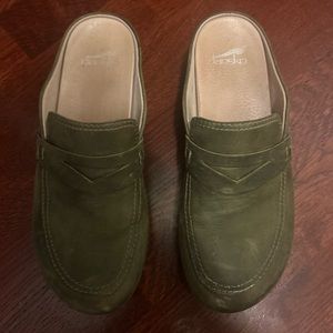 Gently Used Green Dansko Bel Mules Sz 38